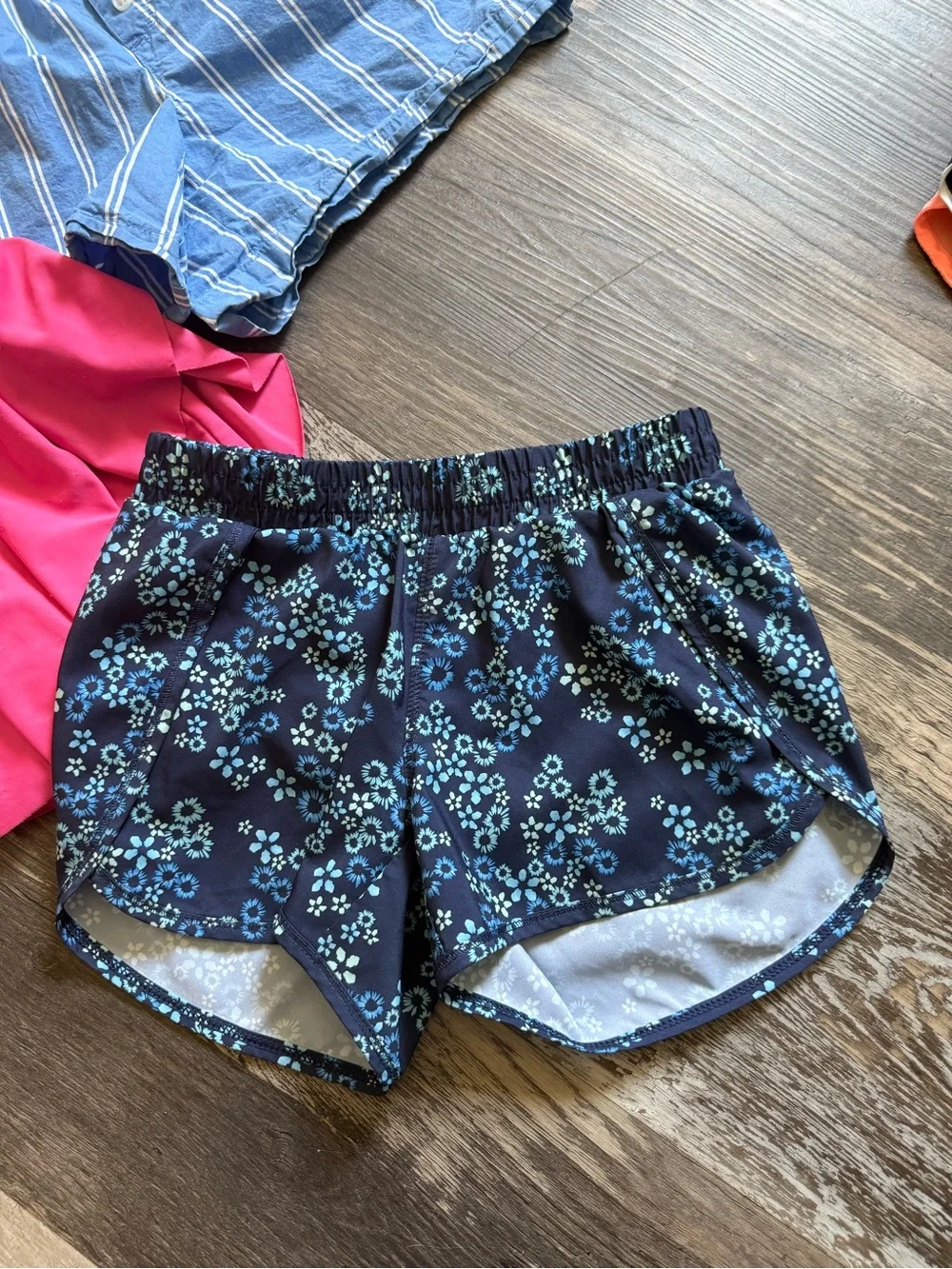 Girls Small 6/7 Athletic Shorts Bundle - Nike, Old Navy, Carter’s, All in Motion